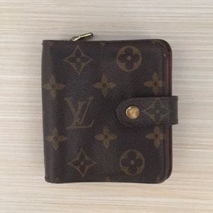 Small black LV wallet with card and coin holder